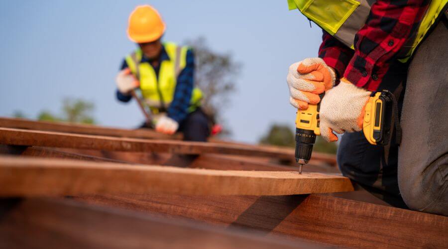 Professional gutter cleaning in East Carbon, UT